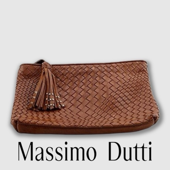 Massimo Dutti Handbags - Massimo Dutti Woven Nappa Tan Leather Clutch with tassle 9”x7”x1”